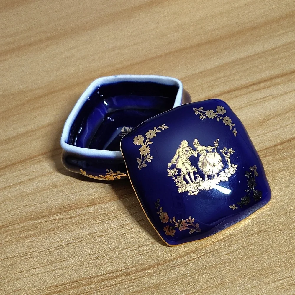 Vintage Limoges France Cobalt Blue & Gold Courting Couple Trinket Box